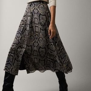 SNAKESKIN PRINT SKIRT